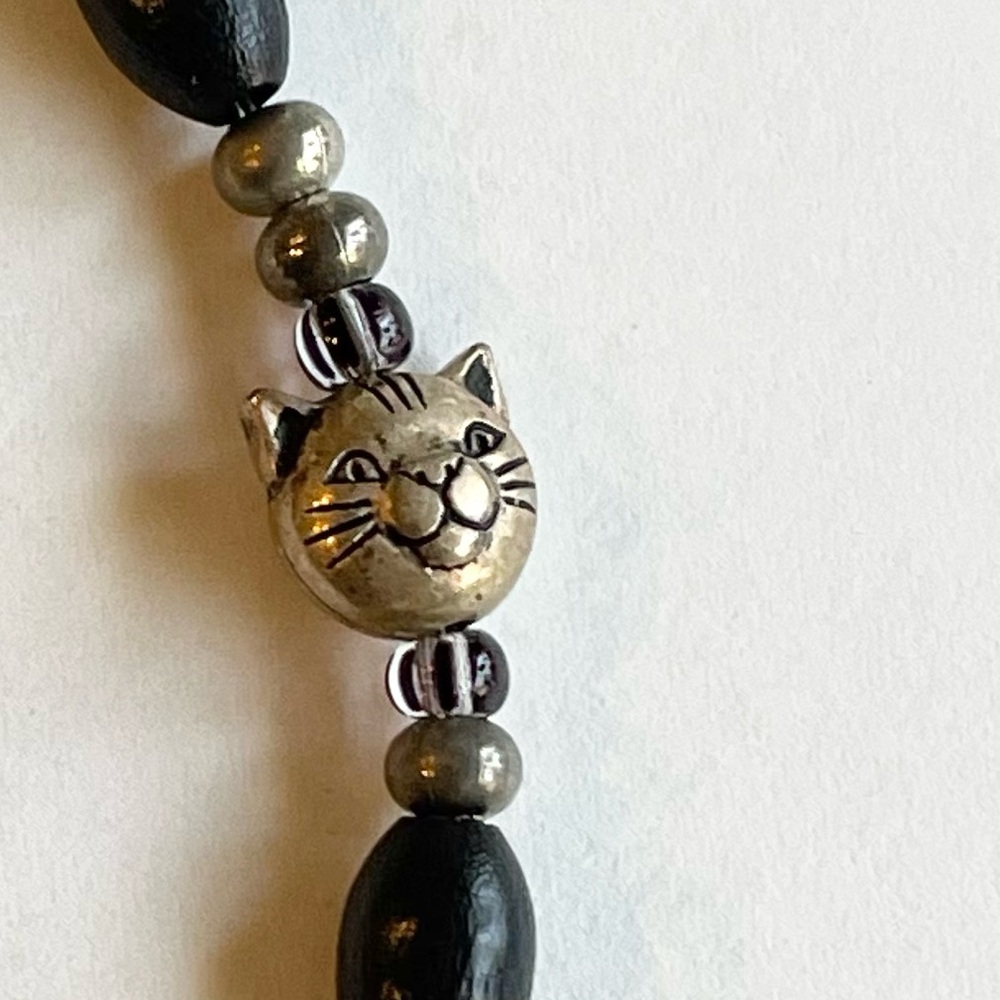 Cat bracelet - handcrafted, beaded. - Picture 4 of 8